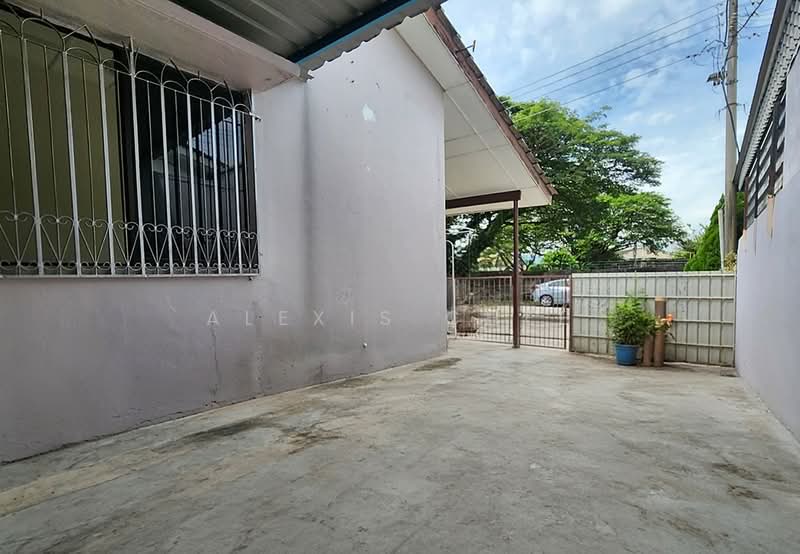 Rumah Teres 1 Tingkat untuk Dijual di Menglembu (Perak) - Alexis Chee - Exterior - PropertyGuru.com.my