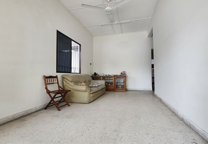 Rumah Teres 1 Tingkat untuk Dijual di Menglembu (Perak) - Alexis Chee - Living Room - PropertyGuru.com.my