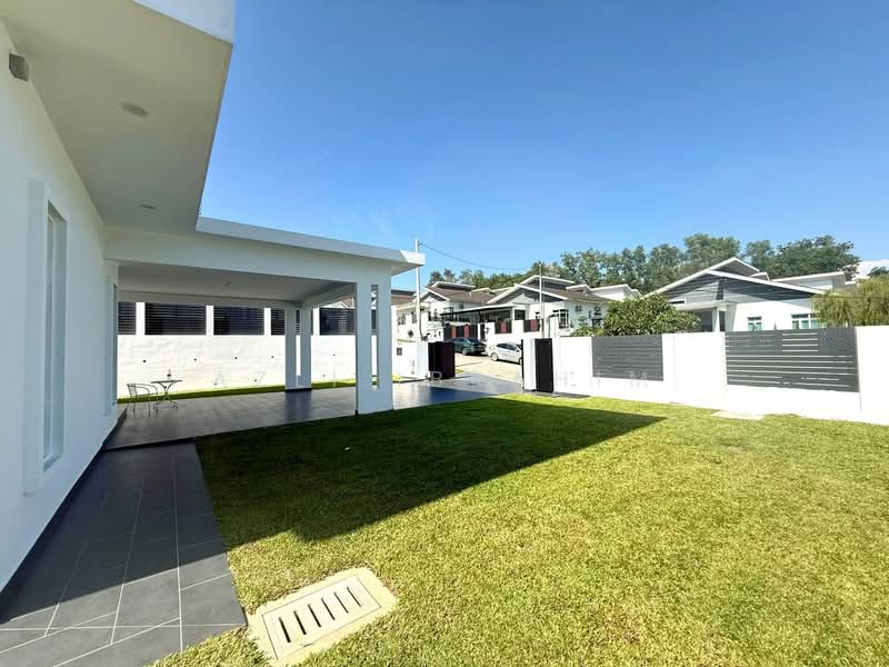 Bungalow for Sale in Sungai Merab (Dengkil) - Azli Ibrahim - Exterior - PropertyGuru.com.my