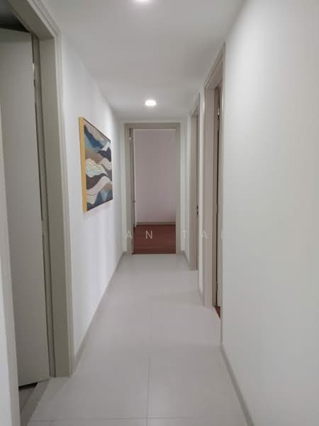 Kondominium untuk Dijual di Residensi Astrea - Alan Tai - Corridor - PropertyGuru.com.my