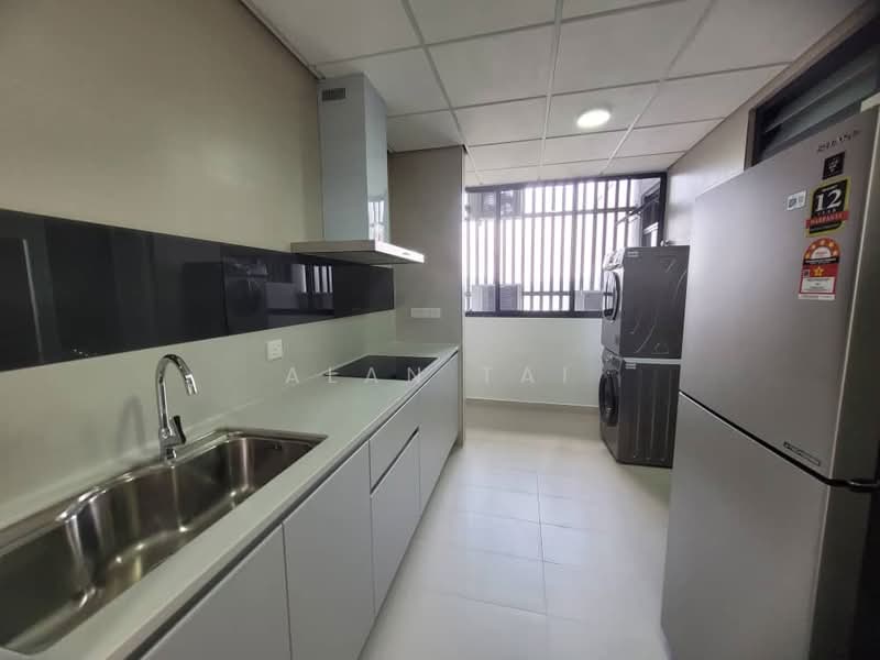 Kondominium untuk Dijual di Residensi Astrea - Alan Tai - Kitchen - PropertyGuru.com.my