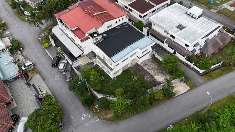 Rumah Berkembar untuk Dijual di Seksyen 22, Damansara Jaya (Petaling Jaya) - Gordan Wong - Exterior - PropertyGuru.com.my
