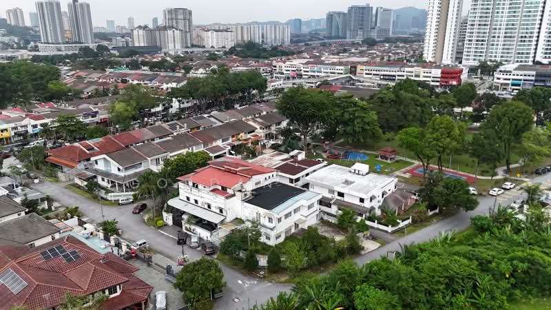 Rumah Berkembar untuk Dijual di Seksyen 22, Damansara Jaya (Petaling Jaya) - Gordan Wong - Exterior - PropertyGuru.com.my