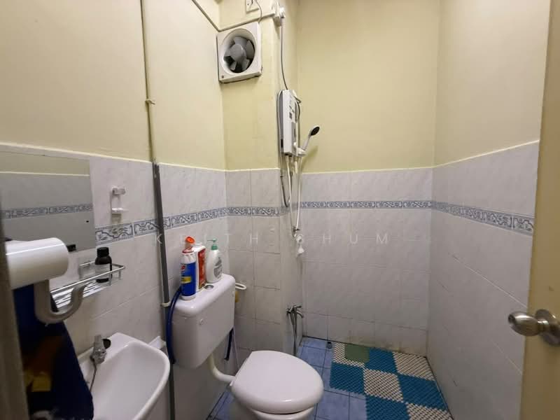 Rumah Bandar untuk Dijual di Johor Bahru (Johor) - Keith Shum - Bathroom - PropertyGuru.com.my