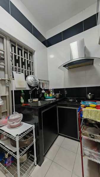 Rumah Teres 2 Tingkat untuk Dijual di Setia Tropika (Johor Bahru) - Dennis Peh - Kitchen - PropertyGuru.com.my