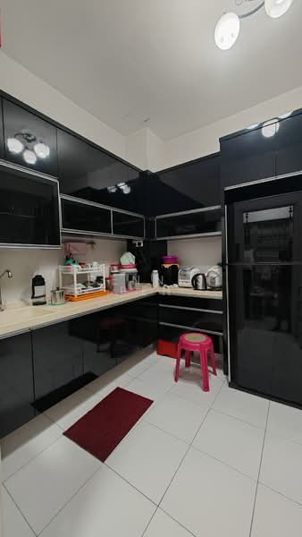 Rumah Teres 2 Tingkat untuk Dijual di Setia Tropika (Johor Bahru) - Dennis Peh - Kitchen - PropertyGuru.com.my