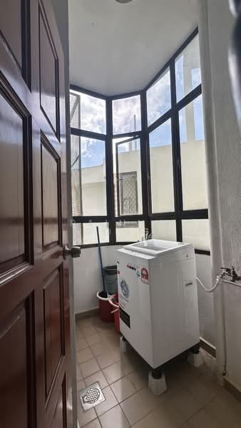 Pangsapuri untuk Disewa di Desa Pelangi - Rainny Wong - PropertyGuru.com.my