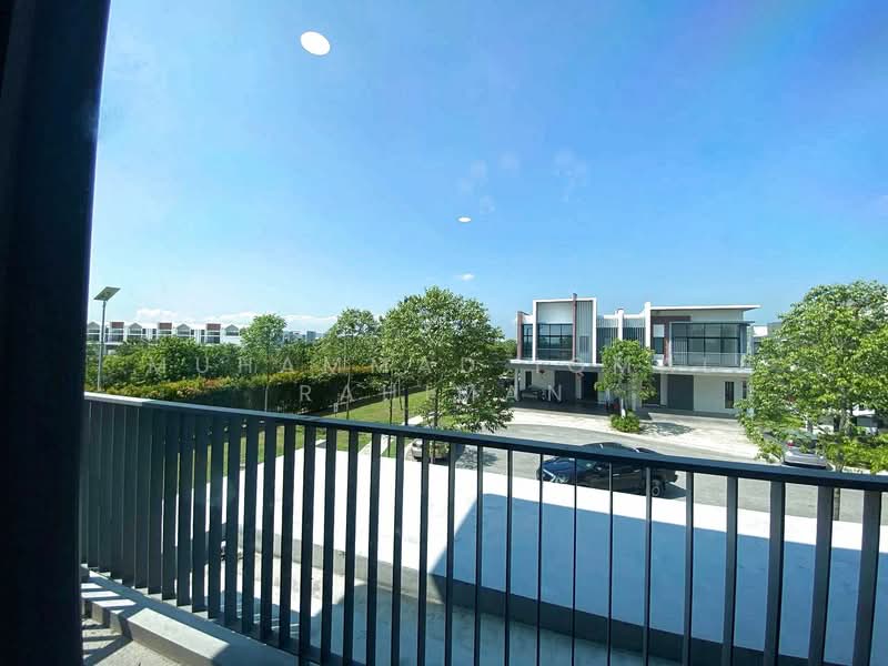 Link Bungalow for Sale in Petaling Jaya (Selangor) - Muhammad Iqmal Rahiman - Exterior - PropertyGuru.com.my