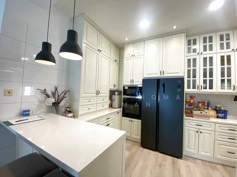 Link Bungalow for Sale in Petaling Jaya (Selangor) - Muhammad Iqmal Rahiman - Kitchen - PropertyGuru.com.my