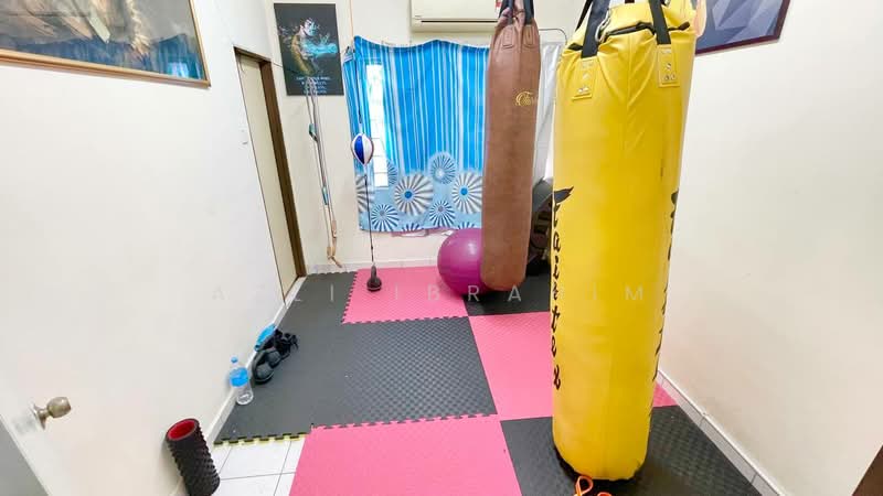 Rumah Teres 2 Tingkat untuk Dijual di Taman Indah Perdana (Kepong) - Azli Ibrahim - Gym - PropertyGuru.com.my