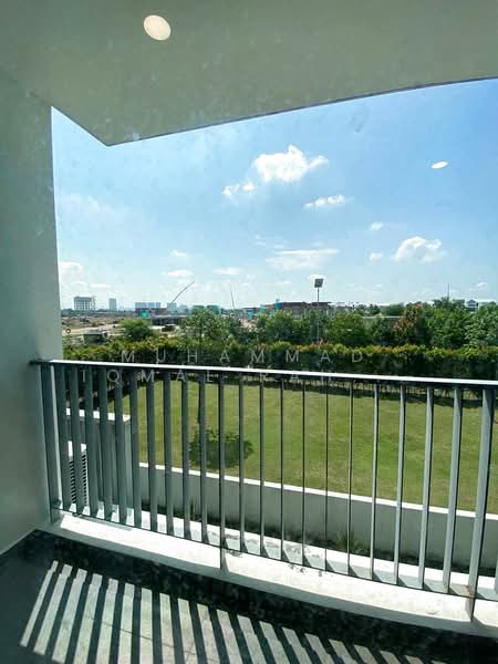 Semi-Detached House for Sale in Kota Kemuning (Shah Alam) - Muhammad Iqmal Rahiman - Balcony - PropertyGuru.com.my