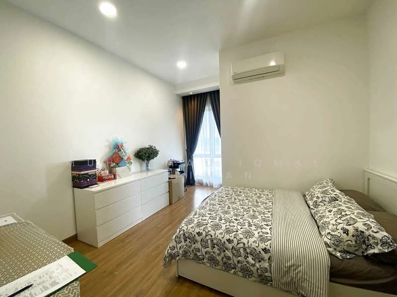 Semi-Detached House for Sale in Kota Kemuning (Shah Alam) - Muhammad Iqmal Rahiman - Bedroom - PropertyGuru.com.my