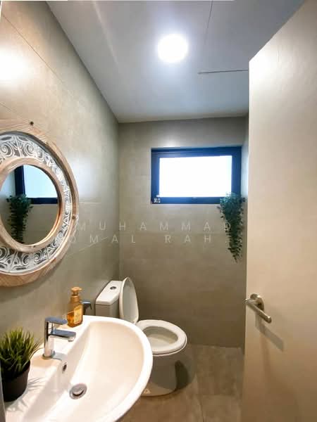 Semi-Detached House for Sale in Kota Kemuning (Shah Alam) - Muhammad Iqmal Rahiman - Bathroom - PropertyGuru.com.my