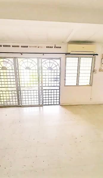 Rumah Teres 2 Tingkat untuk Dijual di Taman Suria Jaya (Cheras) - Azli Ibrahim - Living Room - PropertyGuru.com.my