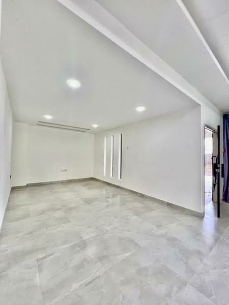 Semi-Detached House for Sale in Taman Molek (Johor Bahru) - Tommy Tai - Interior - PropertyGuru.com.my