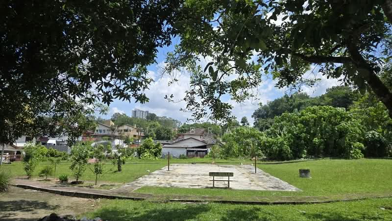 Rumah Teres 2 Tingkat untuk Dijual di Taman Hiew Piow (Semenyih) - Azli Ibrahim - Exterior - PropertyGuru.com.my
