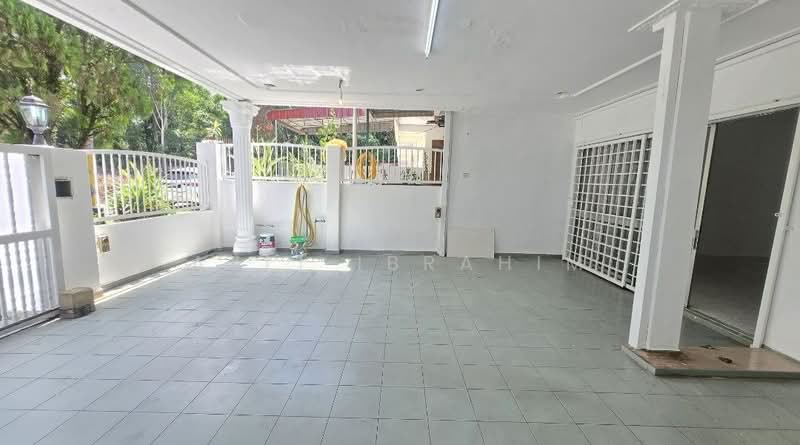 Rumah Teres 2 Tingkat untuk Dijual di Taman Hiew Piow (Semenyih) - Azli Ibrahim - Exterior - PropertyGuru.com.my