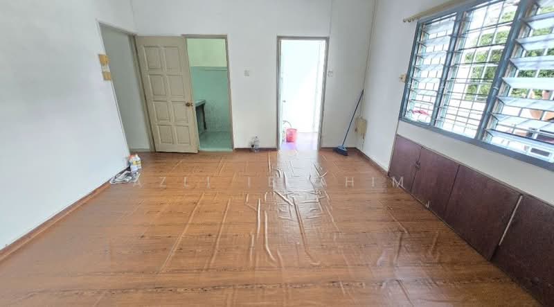 Rumah Teres 2 Tingkat untuk Dijual di Taman Hiew Piow (Semenyih) - Azli Ibrahim - Interior - PropertyGuru.com.my