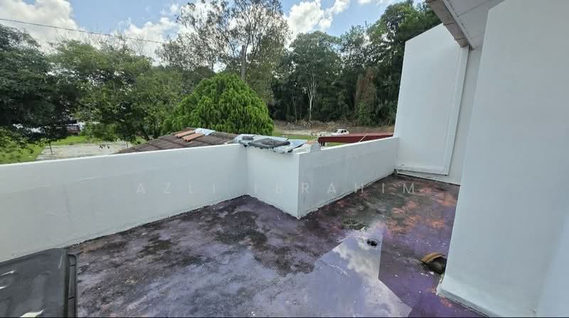 Rumah Teres 2 Tingkat untuk Dijual di Taman Hiew Piow (Semenyih) - Azli Ibrahim - Exterior - PropertyGuru.com.my