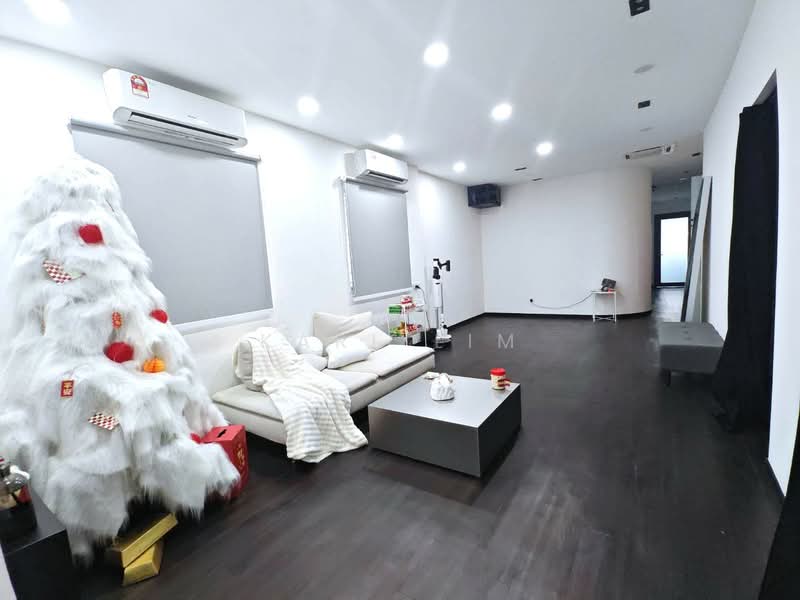 Shop / Office for Sale in Taman Johor Jaya (Johor Bahru) - Karl Lim - Living Room - PropertyGuru.com.my