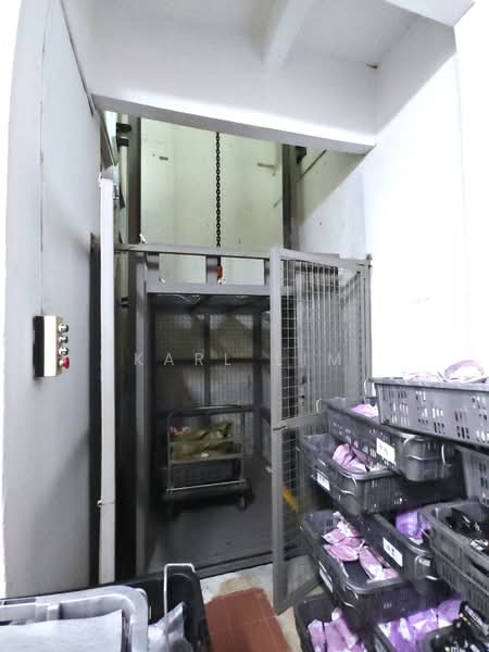 Shop / Office for Sale in Taman Johor Jaya (Johor Bahru) - Karl Lim - Interior - PropertyGuru.com.my