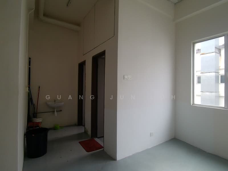 Office for Sale in Pusat Perdagangan Danga Utama (Johor Bahru) - Guang Jun Loh - PropertyGuru.com.my