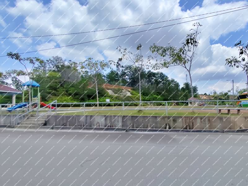 1-storey Terraced House for Sale in Kuantan (Pahang) - Leslie Low - Exterior - PropertyGuru.com.my