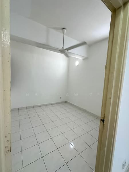 Apartment for Sale at Anggerik Villa 2 Apartment - Han Haw Ze - PropertyGuru.com.my