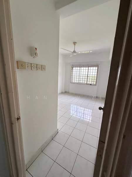 Apartment for Sale at Anggerik Villa 2 Apartment - Han Haw Ze - PropertyGuru.com.my
