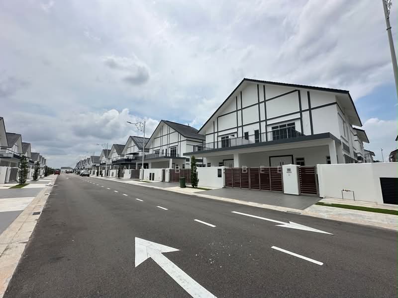 Rumah Berkembar untuk Dijual di Taman Ekoflora (Johor Bahru) - Tan Bee Bee - PropertyGuru.com.my