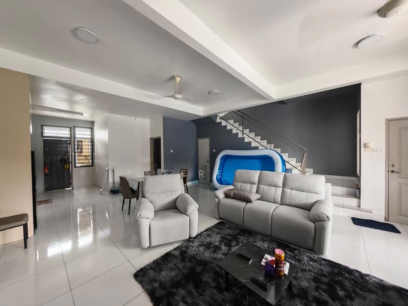 2-storey Terraced House for Sale in Taman Pelangi Indah (Ulu Tiram) - Jaffrey . - PropertyGuru.com.my