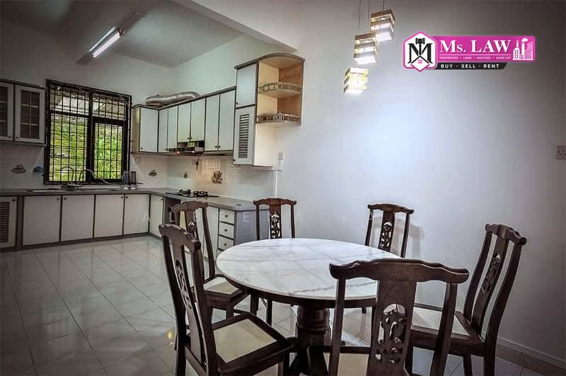 2.5-storey Terraced House for Sale in Sungai Ara (Penang) - Albeena Law - Kitchen - PropertyGuru.com.my