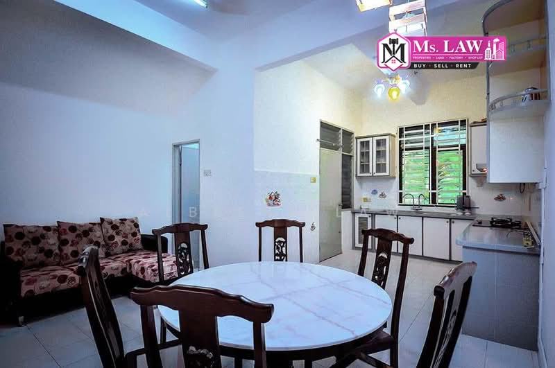 2.5-storey Terraced House for Sale in Sungai Ara (Penang) - Albeena Law - Living Room - PropertyGuru.com.my
