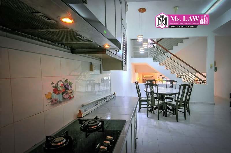 2.5-storey Terraced House for Sale in Sungai Ara (Penang) - Albeena Law - Kitchen - PropertyGuru.com.my