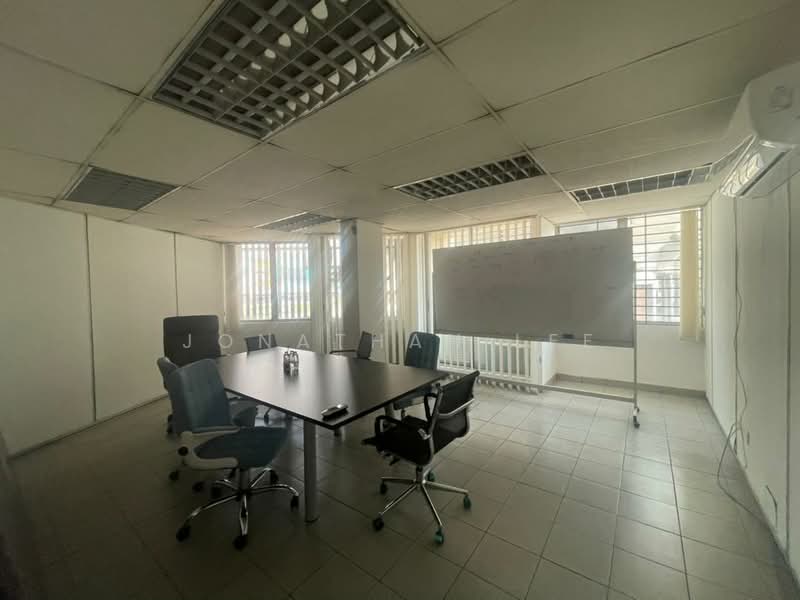 Kilang untuk Disewa di Taman Perindustrian Kinrara (Bandar Kinrara) - Jonathan Lee - Interior - PropertyGuru.com.my