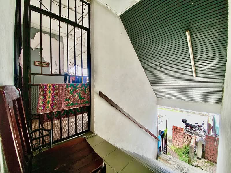Rumah Bandar untuk Dijual di Taman Bukit Teratai (Ampang) - Azli Ibrahim - Interior - PropertyGuru.com.my