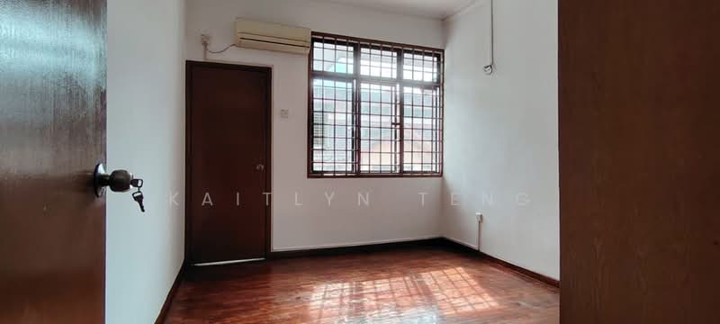 2-storey Terraced House for Sale in Taman Perling (Perling) - Kaitlyn Teng - PropertyGuru.com.my