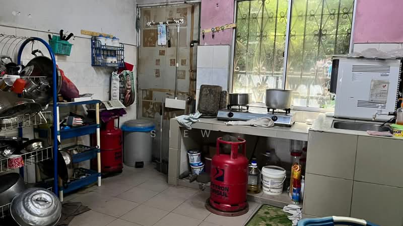 2-storey Terraced House for Sale in Kampung Pasir Baharu Puchong (Puchong) - Siew . - Kitchen - PropertyGuru.com.my