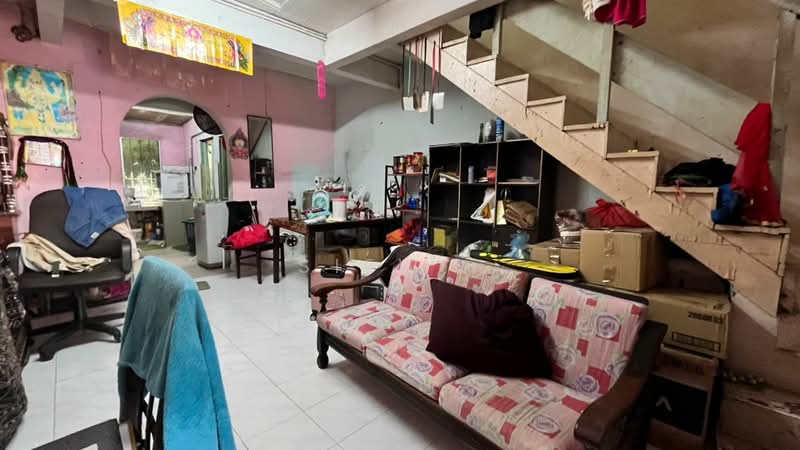 2-storey Terraced House for Sale in Kampung Pasir Baharu Puchong (Puchong) - Siew . - Living Room - PropertyGuru.com.my