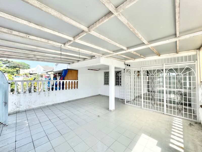 Rumah Teres 1 Tingkat untuk Dijual di Bandar Sri Damansara (Selangor) - Azli Ibrahim - Exterior - PropertyGuru.com.my