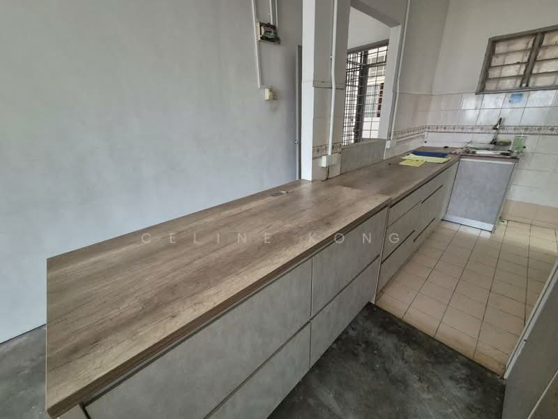 Apartment for Rent at Sri Dahlia - Celine Kong - Kitchen - PropertyGuru.com.my