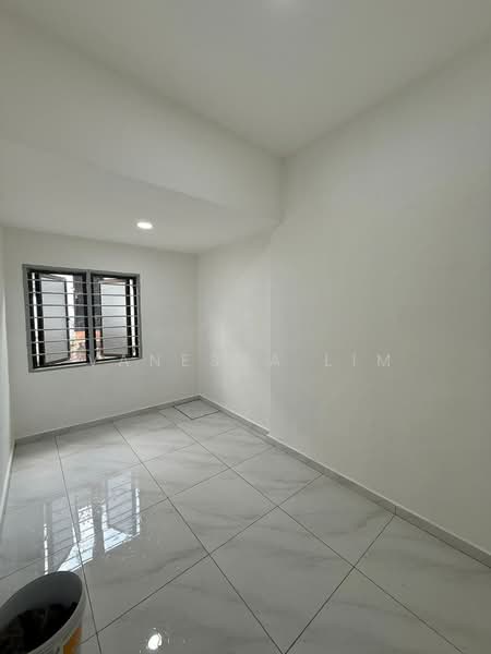Rumah Teres 2 Tingkat untuk Dijual di Taman Ungku Tun Aminah (Skudai) - Vanessa Lim - Interior - PropertyGuru.com.my