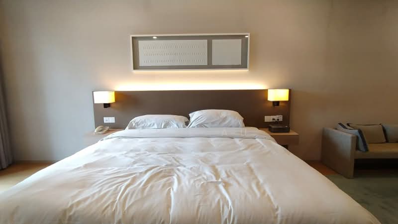 Servis Apartment untuk Disewa di Fraser Residence (188 Suites) - Evie Au - Bedroom - PropertyGuru.com.my