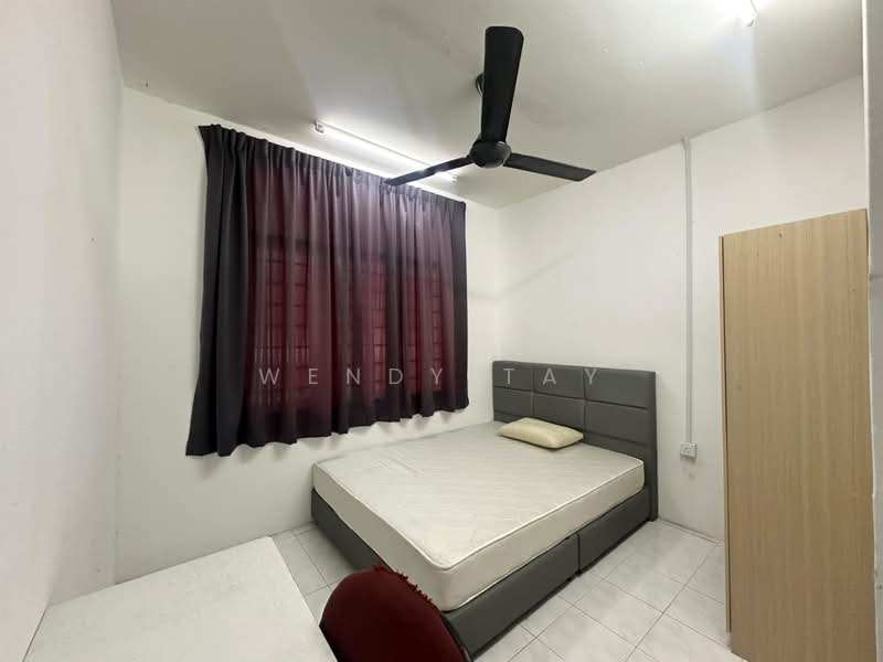 Kondominium untuk Dijual di Summer Park Townhouse @ Seri Alam - Wendy Tay - PropertyGuru.com.my