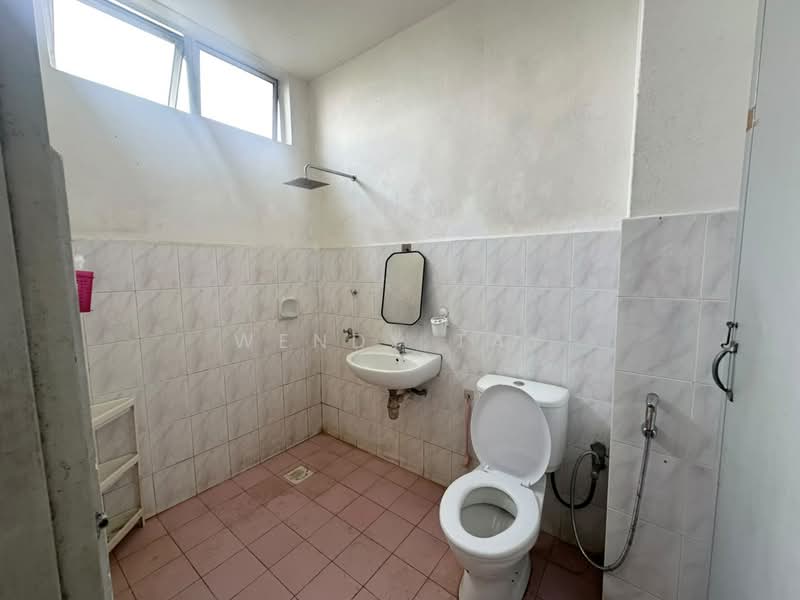 Kondominium untuk Dijual di Summer Park Townhouse @ Seri Alam - Wendy Tay - PropertyGuru.com.my