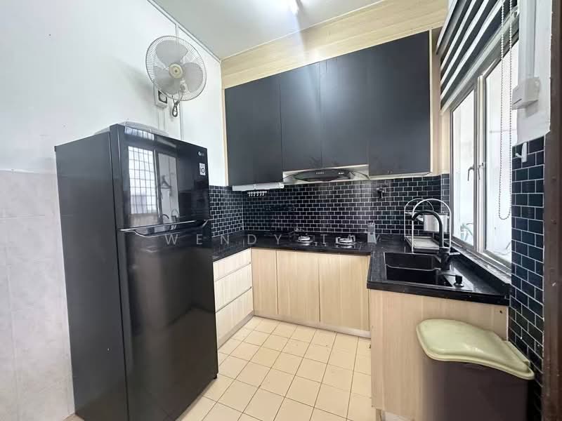 Kondominium untuk Dijual di Summer Park Townhouse @ Seri Alam - Wendy Tay - Kitchen - PropertyGuru.com.my