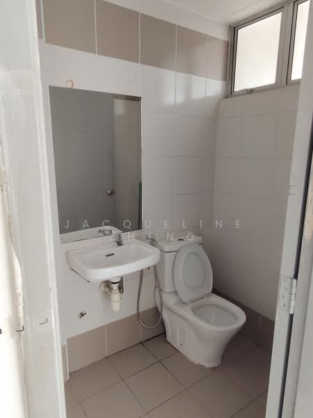 Service Residence for Sale at Menara Rajawali - Jacqueline Zheng - Bathroom - PropertyGuru.com.my
