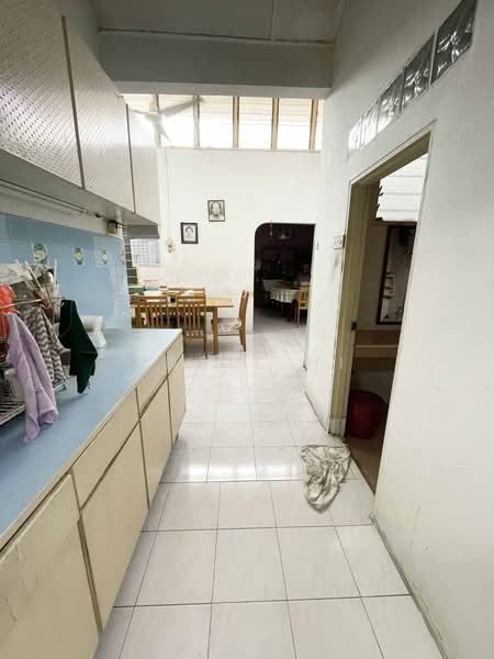 Rumah Teres 1 Tingkat untuk Dijual di Seksyen 8 (Petaling Jaya) - Eddie Hi - Kitchen - PropertyGuru.com.my