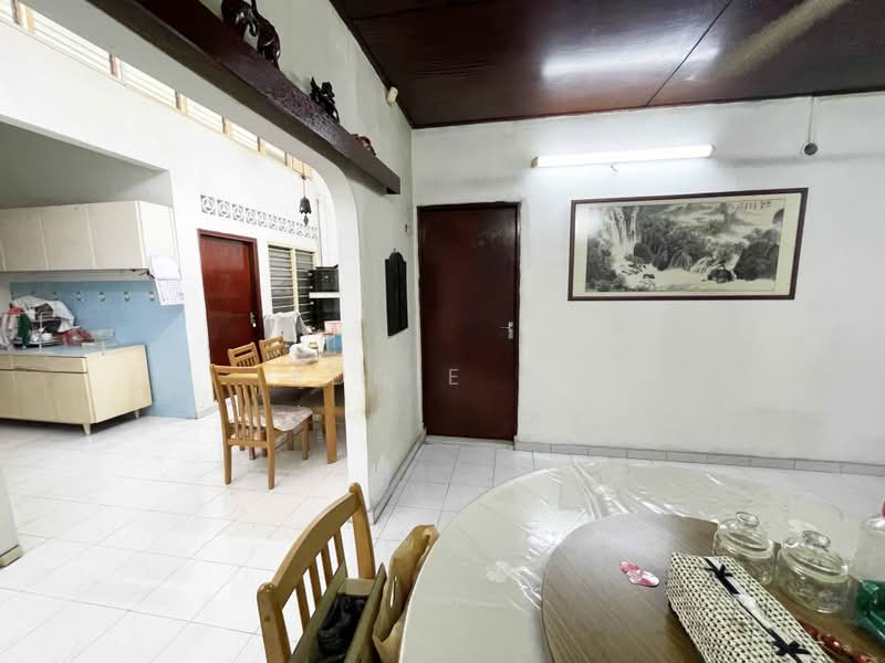 Rumah Teres 1 Tingkat untuk Dijual di Seksyen 8 (Petaling Jaya) - Eddie Hi - Kitchen - PropertyGuru.com.my