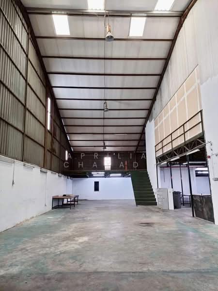 Warehouse for Rent in Taman Desa Jaya (Johor Bahru) - APRILIA CHAYADI - PropertyGuru.com.my